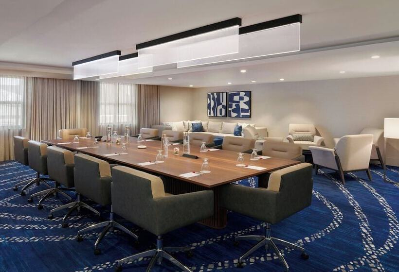 هتل Kingston Marriott