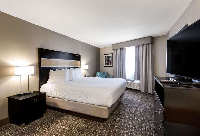هتل La Quinta By Wyndham San Diego Mission Bay