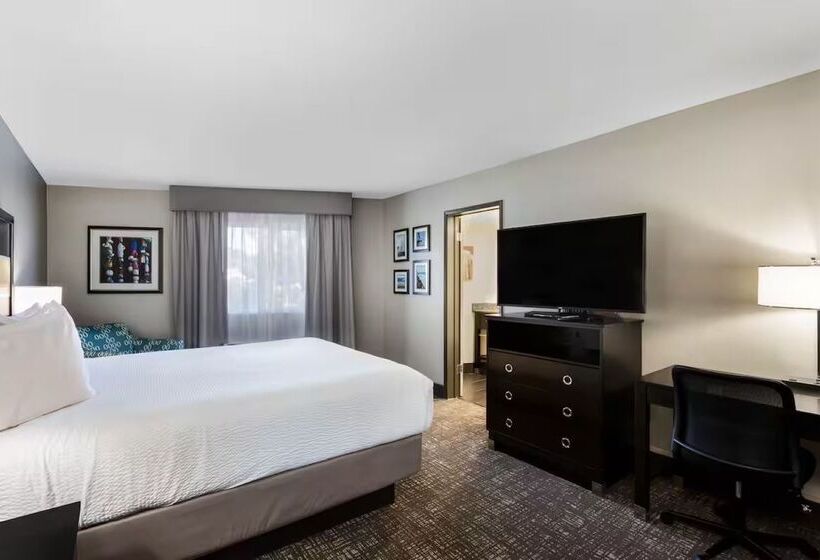 هتل La Quinta By Wyndham San Diego Mission Bay