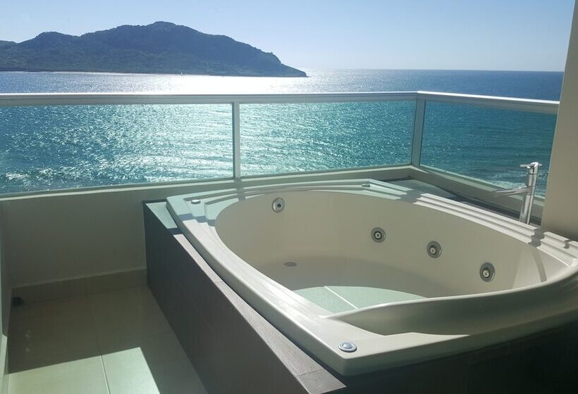 Fotos del hotel Las Flores Beach Resort:  30