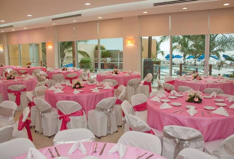 Fotos del hotel Las Flores Beach Resort:  18