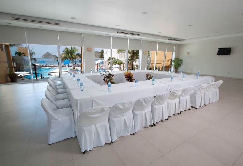 Fotos del hotel Las Flores Beach Resort:  17