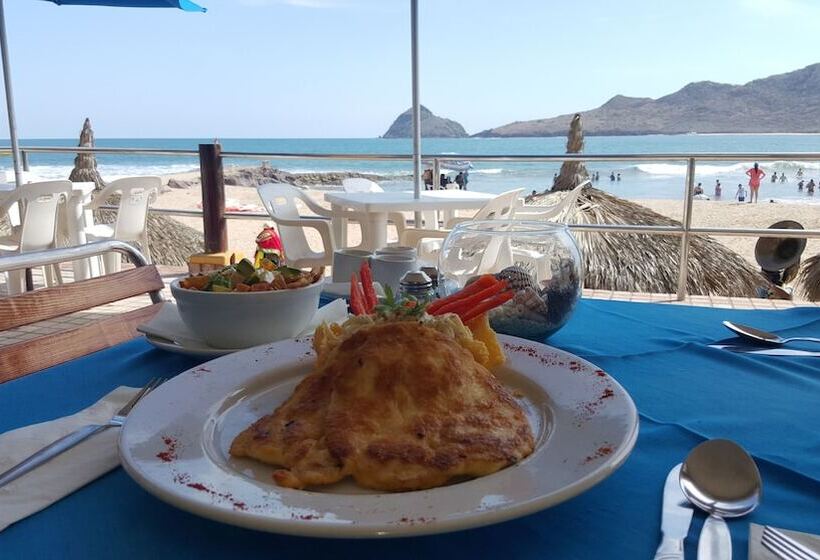 Fotos del hotel Las Flores Beach Resort:  21