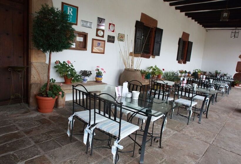 هتل Monumento Pazo Do Castro