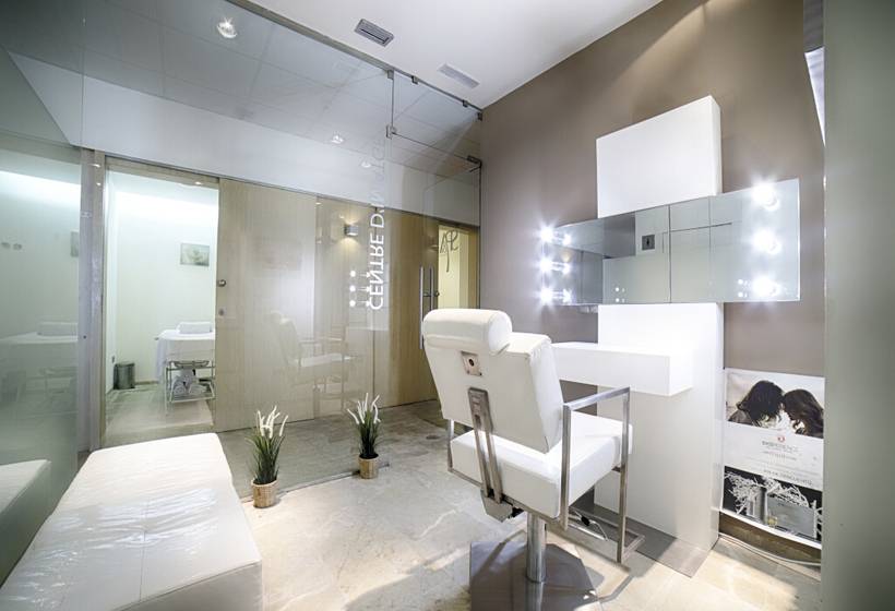 هتل Ohtels Les Oliveres