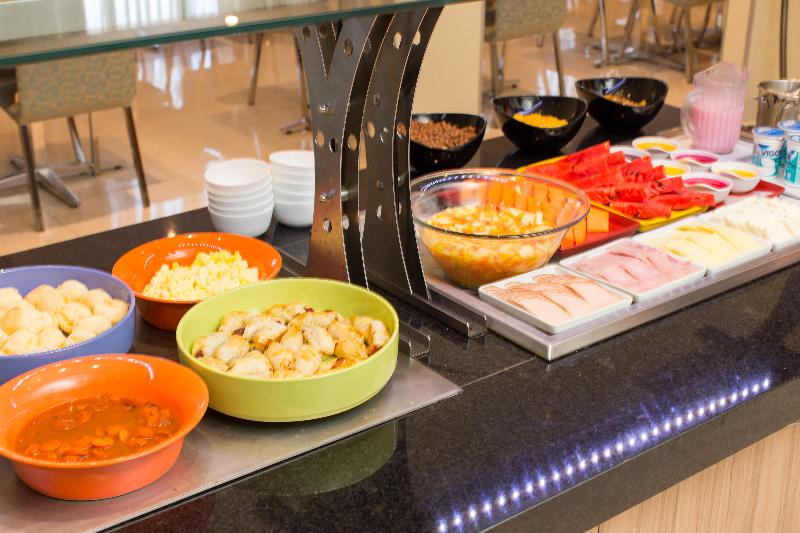 Rio Hotel By Bourbon Curitiba