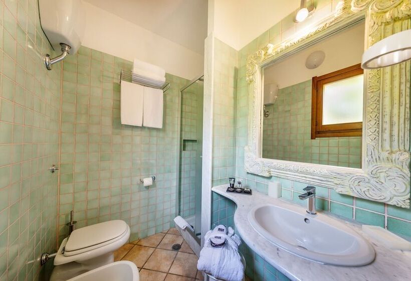 Отель Sant Elmo Beach