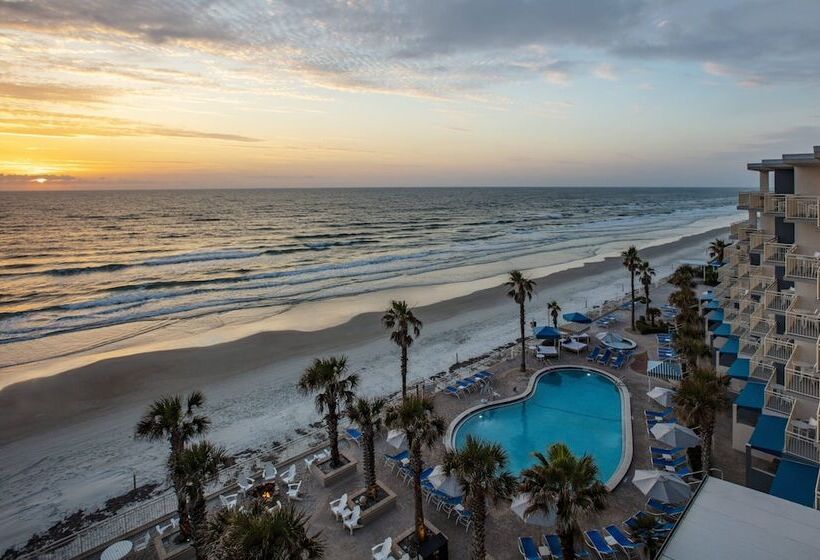 בית מלון כפרי The Shores Resort & Spa