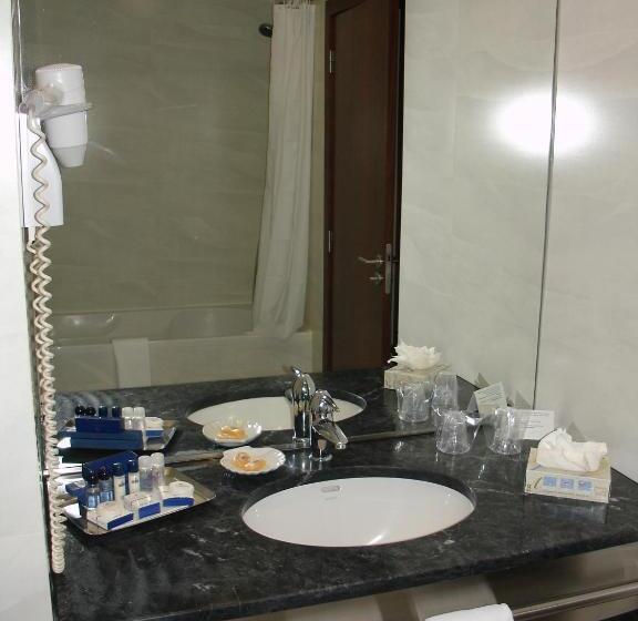 هتل Vip Executive Azores