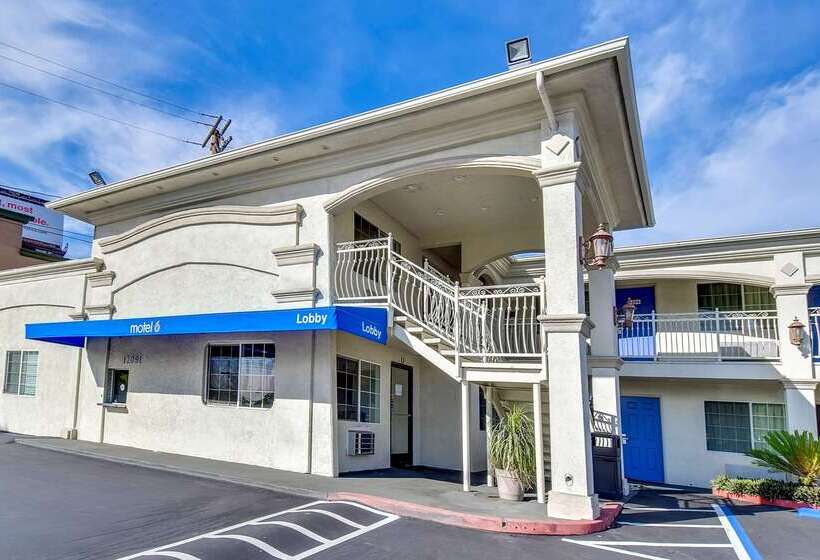 Motel 6 Garden Grove