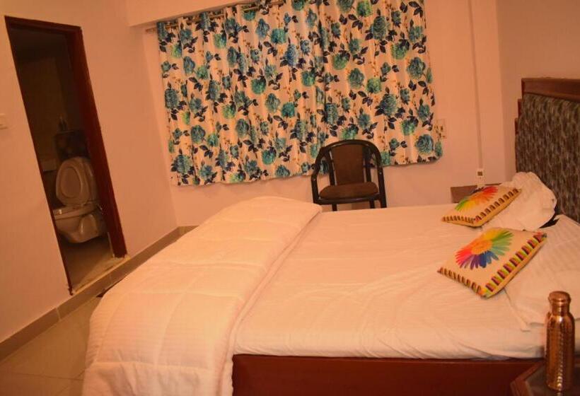 호스텔 Backpackers Villa