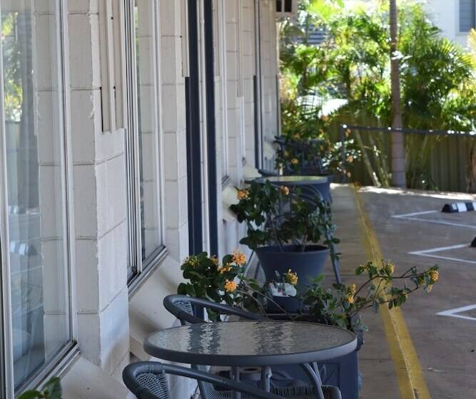 Black Diamond Motel