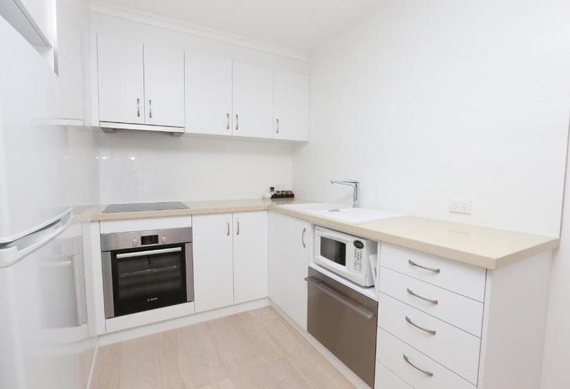 Byron Beach Flats