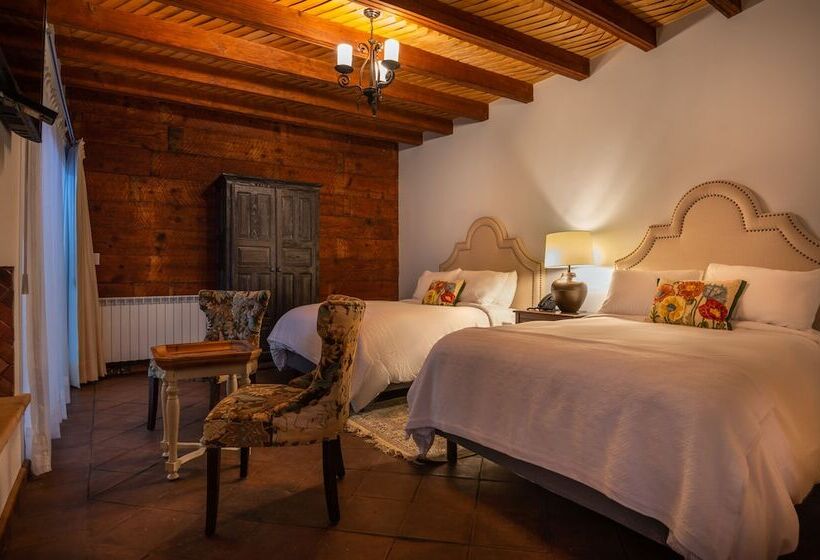 هتل Boutique Casa Colorada