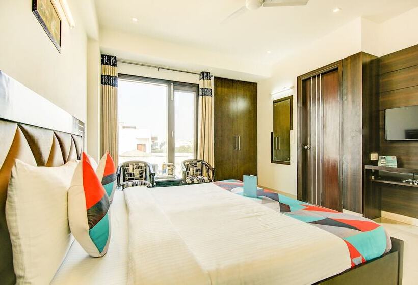 فندق Fabexpress Hemkunt Residency Noida