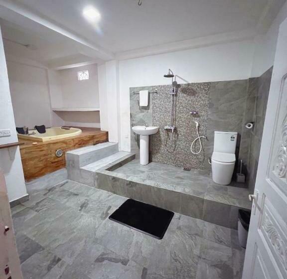 هتل Kanada House Unawatuna
