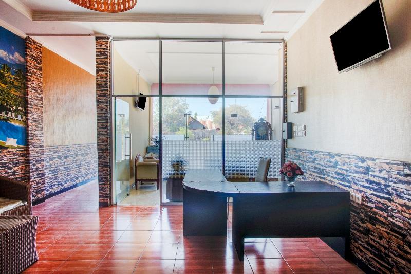 هتل Oyo 2965 Silvia Homestay