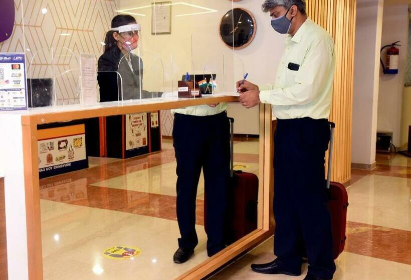 فندق Oyo 71556 Vmb Residency