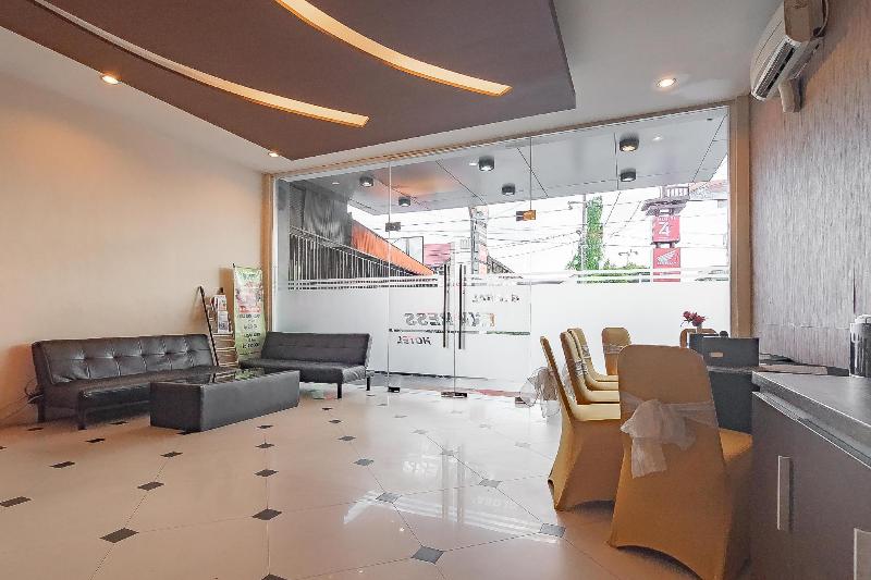 فندق Reddoorz Near Stadion Sanaman Mantikei