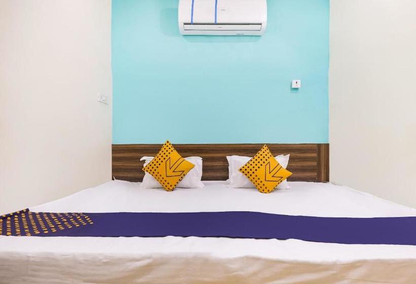 Spot On 67225 Hotel Shivganga