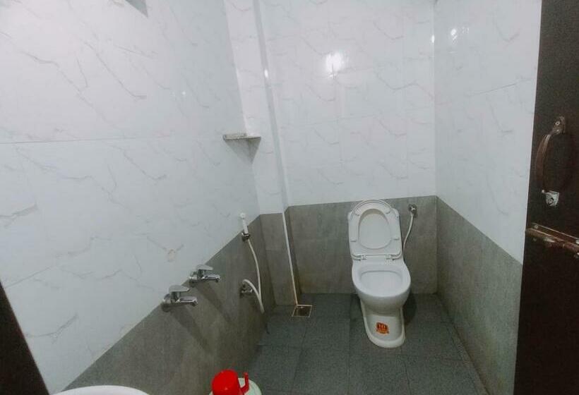 هتل Gemini Guest House