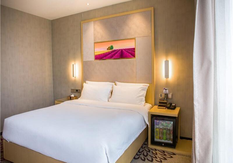 Lavande Hotel Xiangyang Train Station Peoples Square