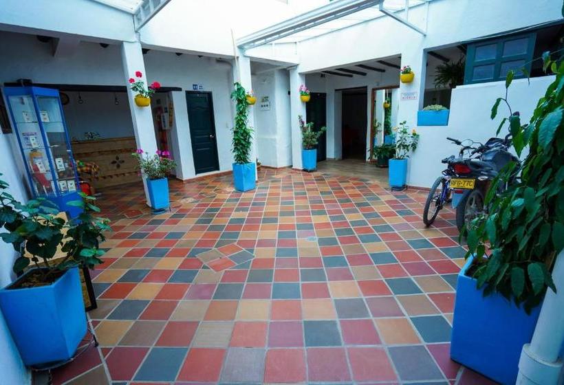 پانسیون Villa Chie Plaza Mayor