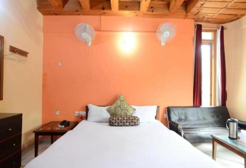 هتل Stayapart I The Maple Residences Lake Front