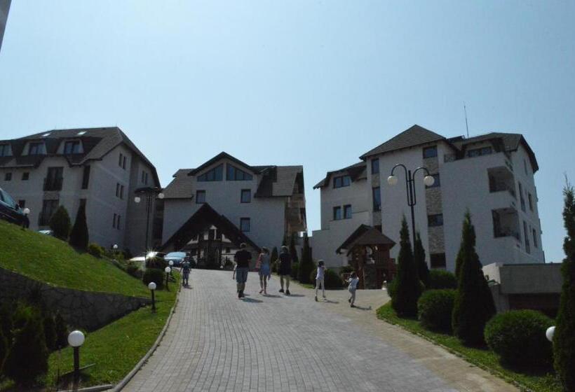 Milmari Resort   Apartman L43