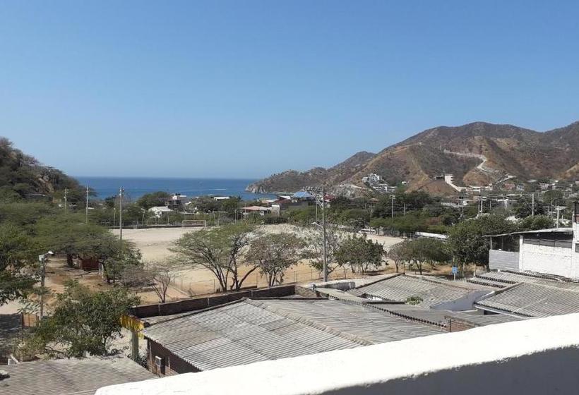 هاستل Hostal Casa Yhoanny