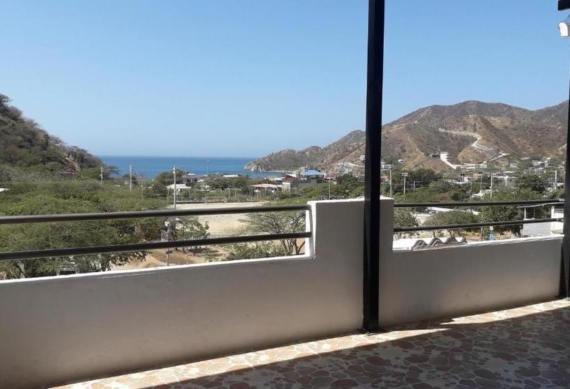 هاستل Hostal Casa Yhoanny