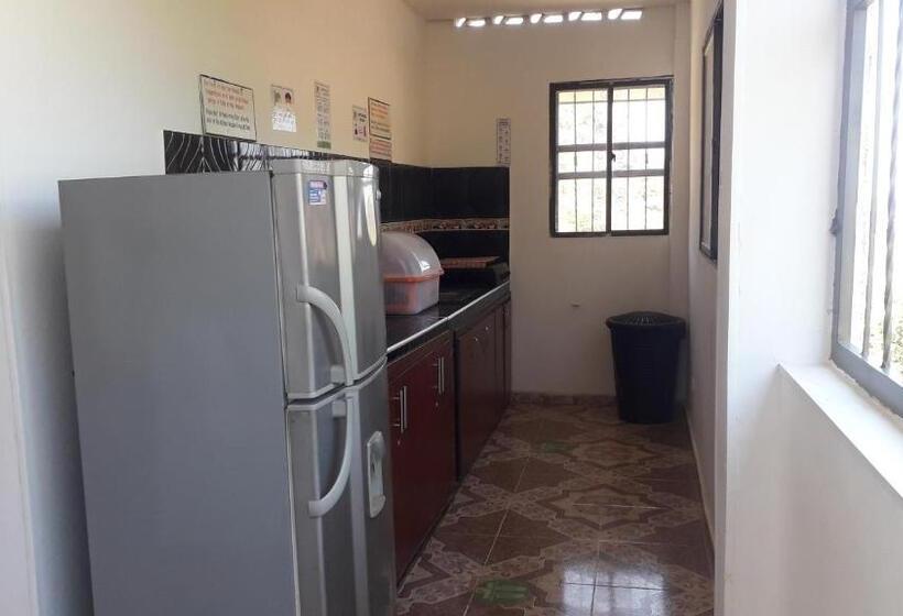 هاستل Hostal Casa Yhoanny