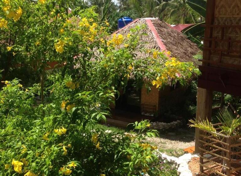تختخواب و صبحانه Liwayway Sa Bohol Pamilacan Resort