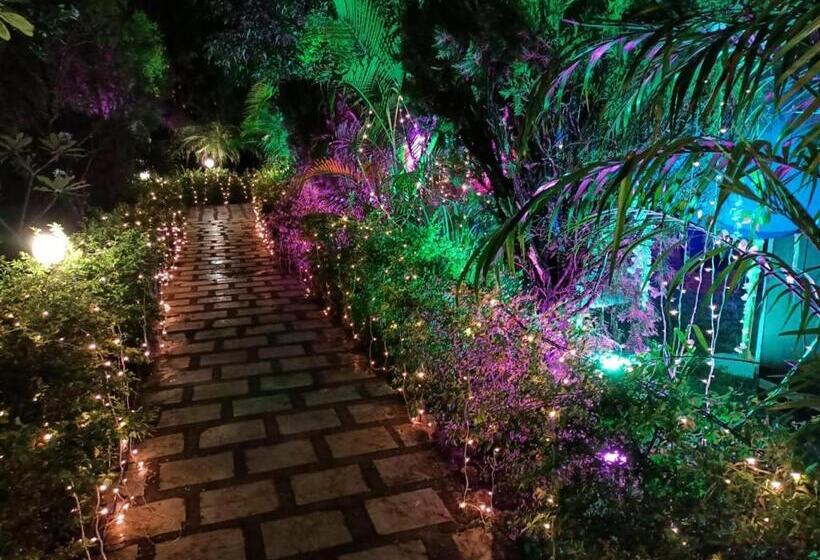 Click Resort Corbett Tiger Den