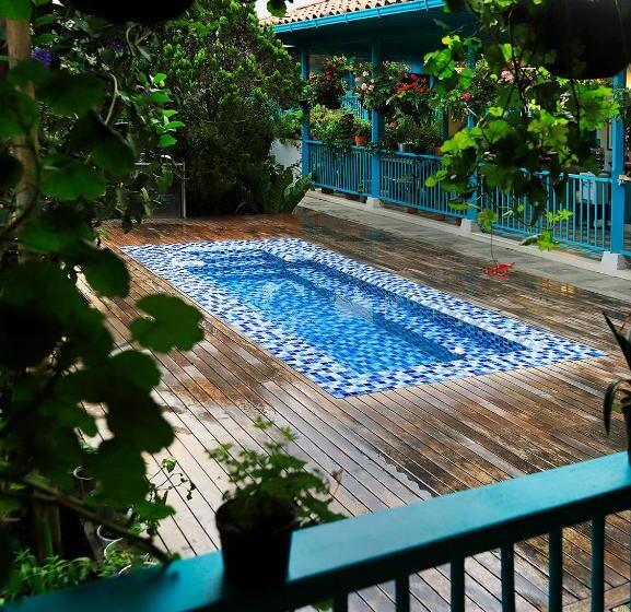 هتل Casa De Las Dos Palmas