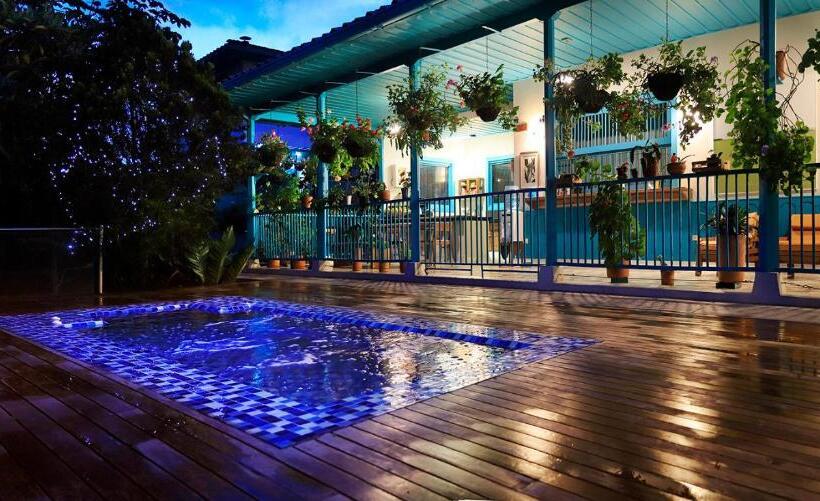 هتل Casa De Las Dos Palmas