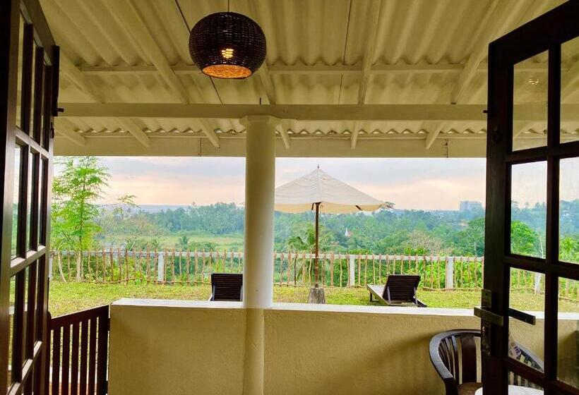 هتل The Horizon Hill Top Villa
