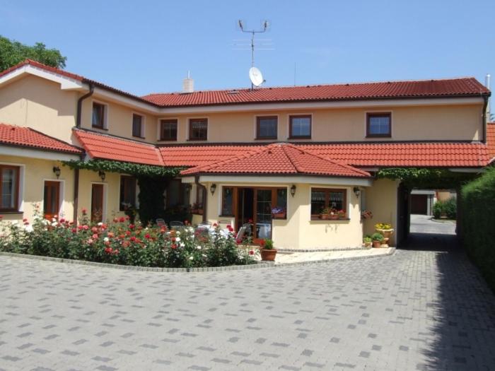 펜션 Penzion 77   Garni