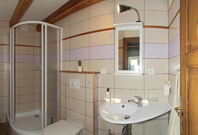 پانسیون Penzionek Jh