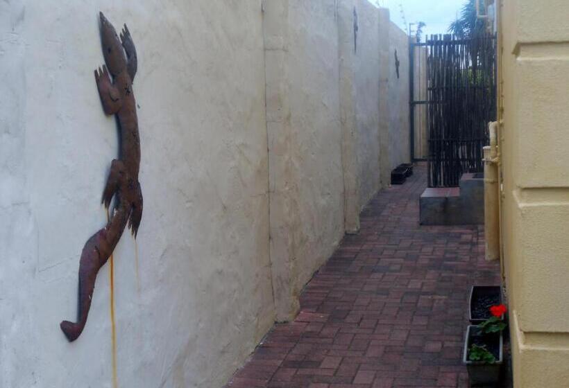 پانسیون Toscana Cottage