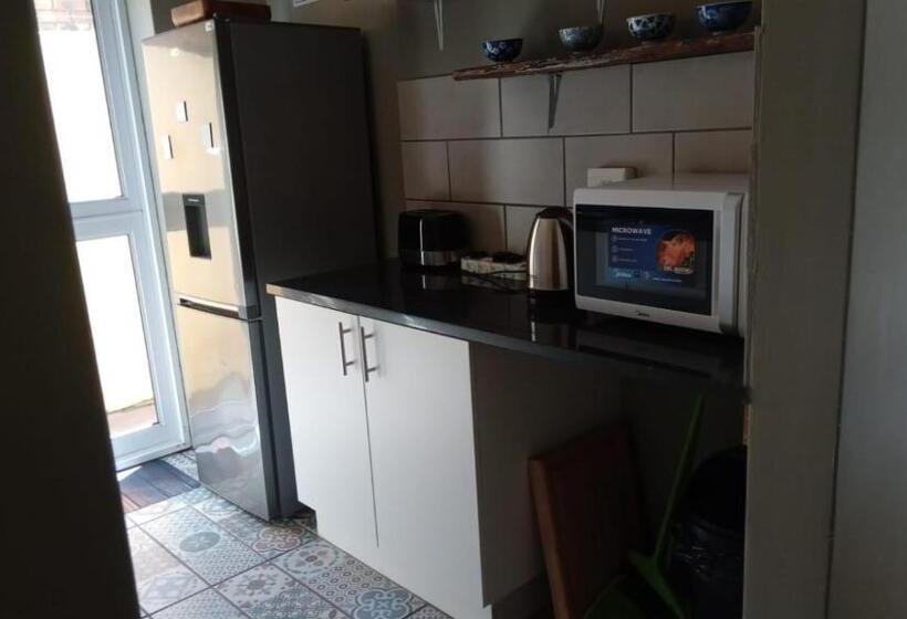 پانسیون Toscana Cottage