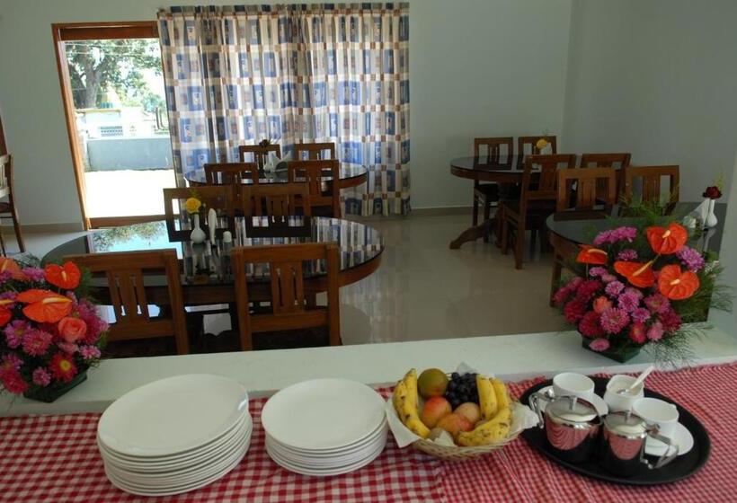 استراحتگاه Holiday Heaven Munnar