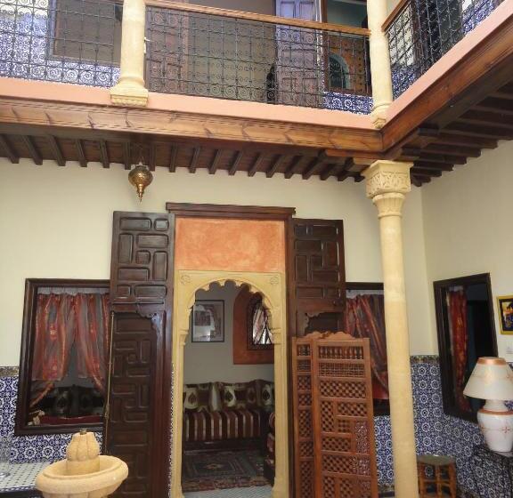 ریاض Dar Yanis