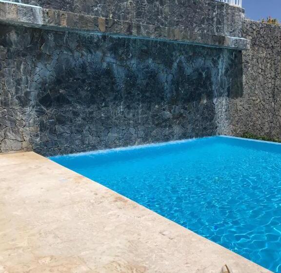 Vista Mare Ocean View Top Floor Condo, Samana