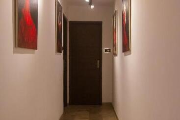 Half Hotel, Calangute