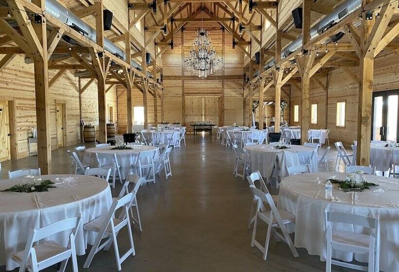 בית מלון כפרי Blue Hills Ranch