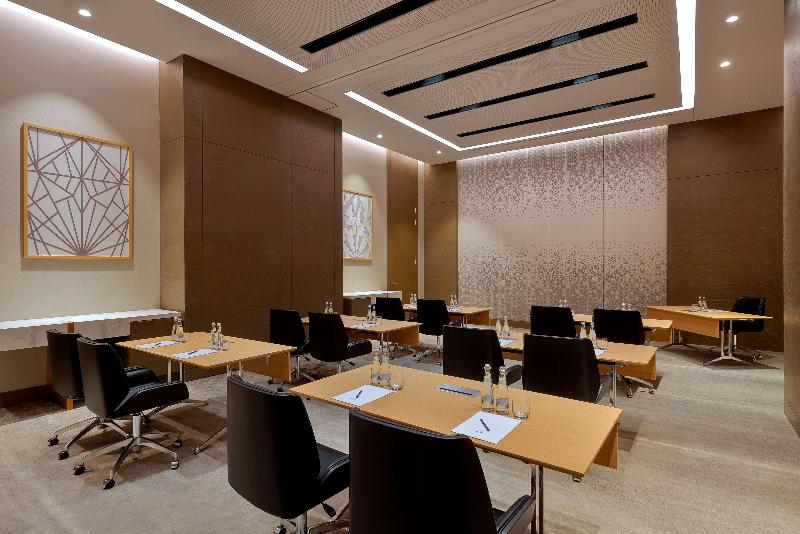 هتل Hilton Abu Dhabi Yas Island