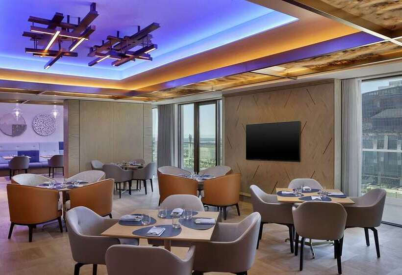 هتل Hilton Abu Dhabi Yas Island