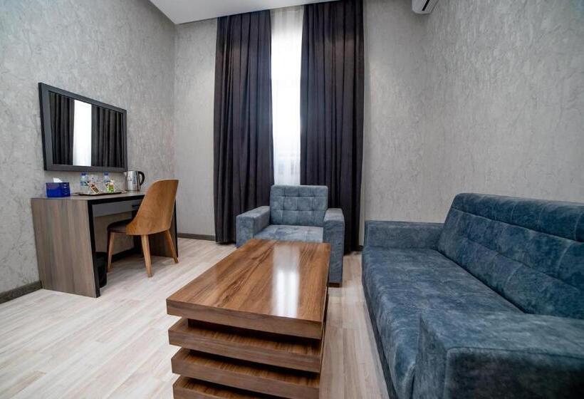 هتل New York Tashkent