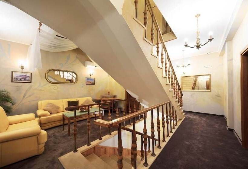 هتل Tsarevets Design And Spa